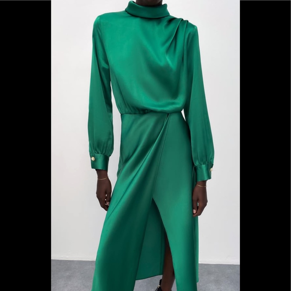NWT Zara Open back satin dress size small